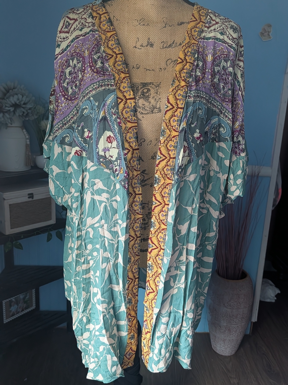Brand New- Umgee Boho Floral Kimono
